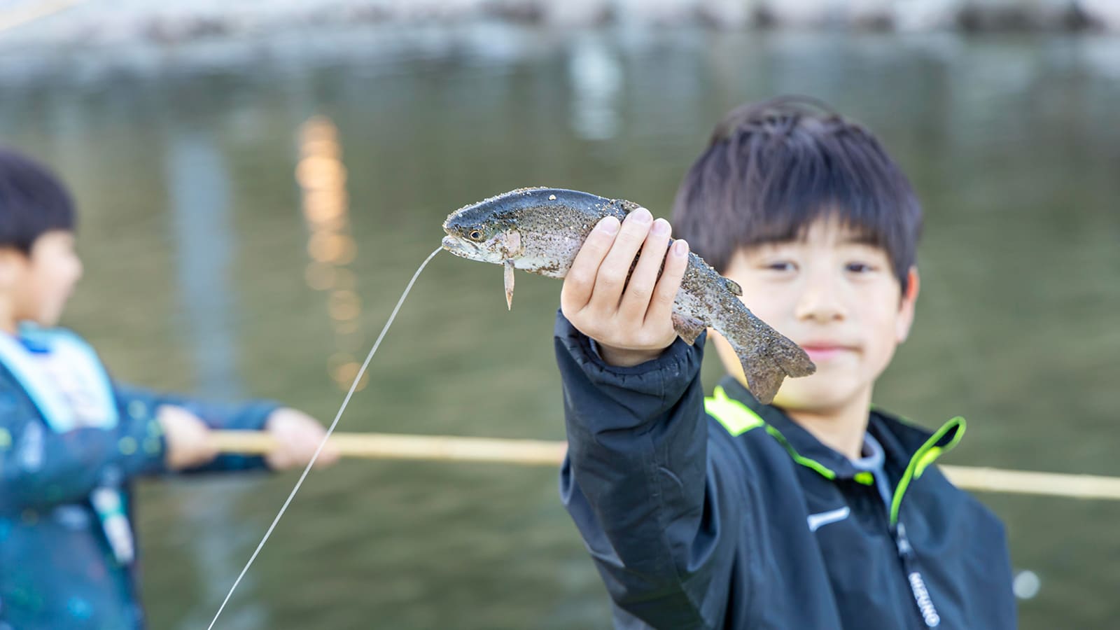 中伊豆フィッシュファーム マス釣り場